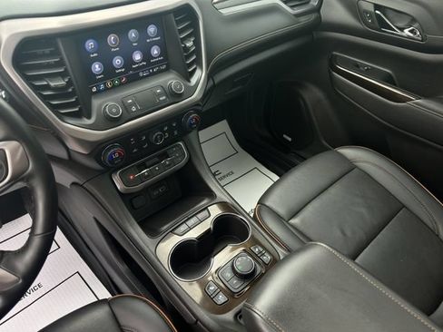 Used 2023 GMC Acadia AT4 w/ Preferred Package AWD/4WD image 18