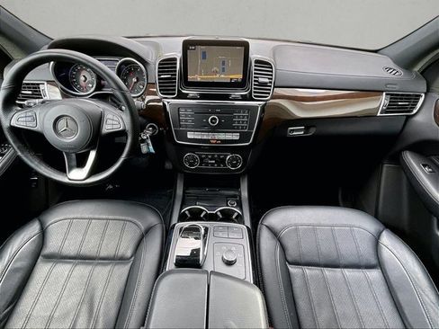 Used 2017 Mercedes-Benz GLS 450 4MATIC image 16