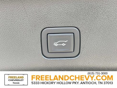 Used 2025 Chevrolet Tahoe Z71 w/ Comfort Package image 15