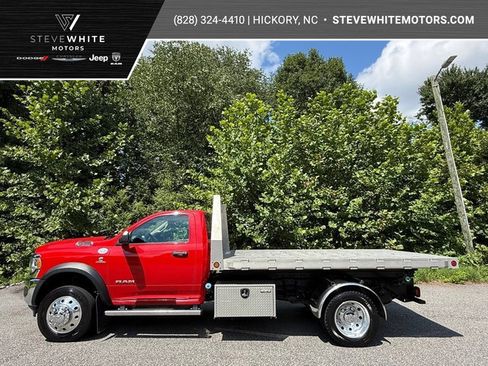 Used 2019 RAM 5500 Tradesman AWD/4WD image 1