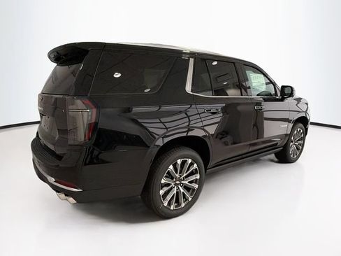 New 2026 Chevrolet Tahoe High Country AWD/4WD image 6