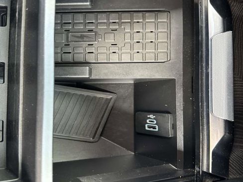 Used 2024 Ford F450 Platinum w/ FX4 Off-Road Package image 26