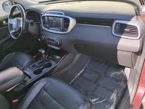 Used 2019 Kia Sorento EX w/ EX Premium Package FWD image 22