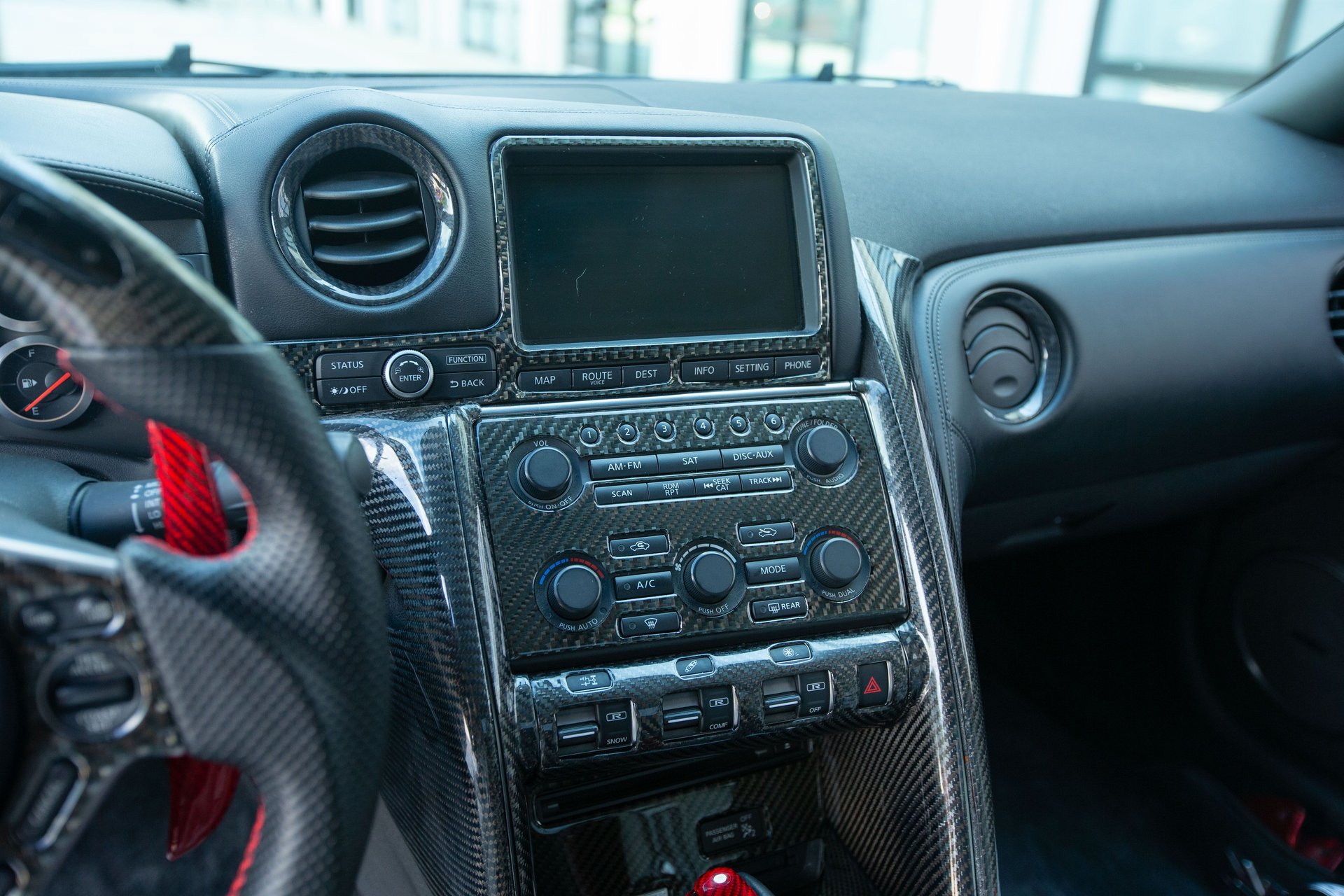 Used 2009 Nissan GT-R Premium AWD/4WD image 30