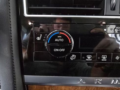 Used 2024 Nissan Armada SL image 28