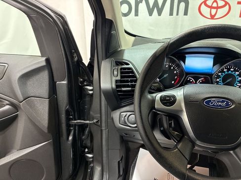 Used 2016 Ford Escape SE w/ Equipment Group 201A image 26