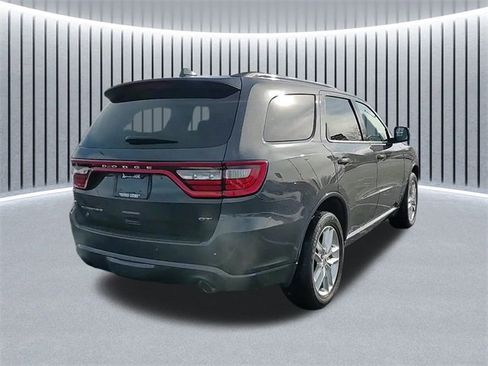 Used 2024 Dodge Durango GT image 3