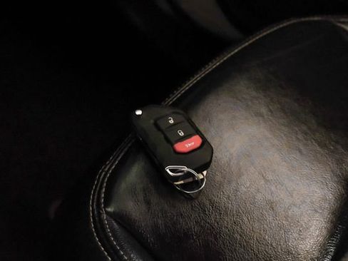 Used 2022 Jeep Wrangler Unlimited Sahara AWD/4WD image 49