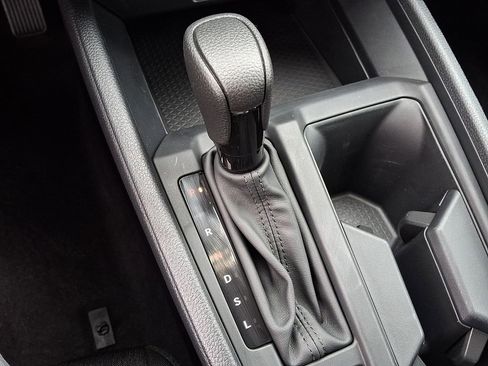 Used 2025 Honda Accord LX image 15