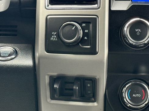 Used 2020 Ford F250 Lariat image 31