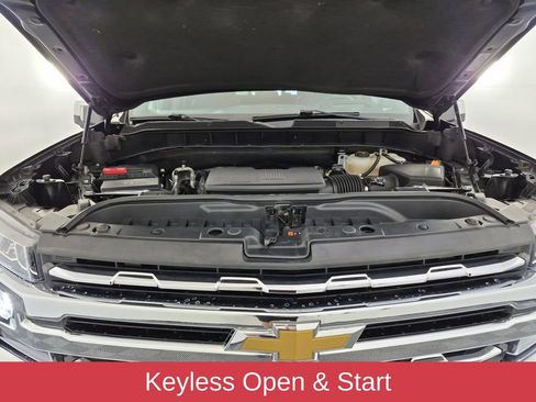 Used 2022 Chevrolet Silverado 1500 LTZ w/ LTZ Premium Package AWD/4WD image 41