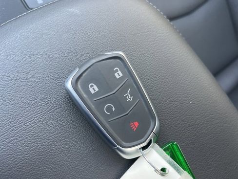 Used 2024 Cadillac XT6 Sport w/ Technology Package image 49