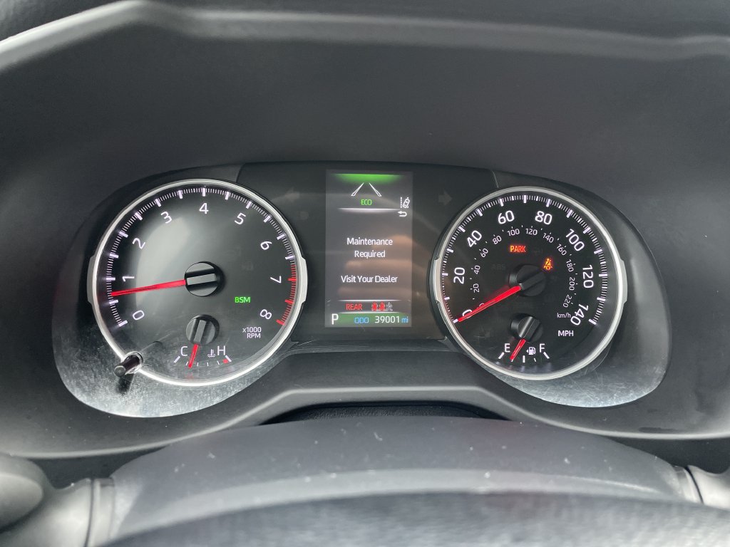 Certified 2022 Toyota RAV4 LE AWD/4WD image 17