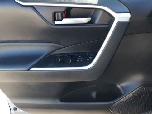 Used 2023 Toyota RAV4 XLE image 27