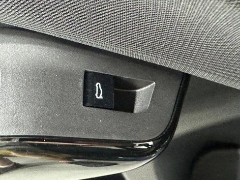 Used 2026 BMW X3 xDrive30 w/ Premium Package image 20