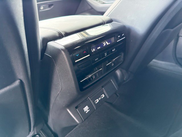 Used 2023 Acura MDX w/ Technology Package FWD image 29