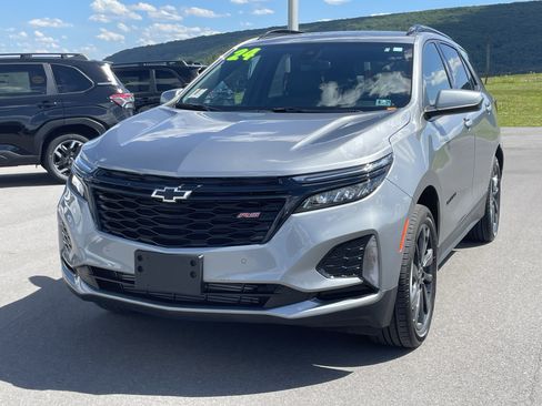 Used 2024 Chevrolet Equinox RS AWD/4WD image 8