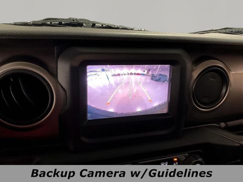 Used 2021 Jeep Wrangler Unlimited Sport AWD/4WD image 14