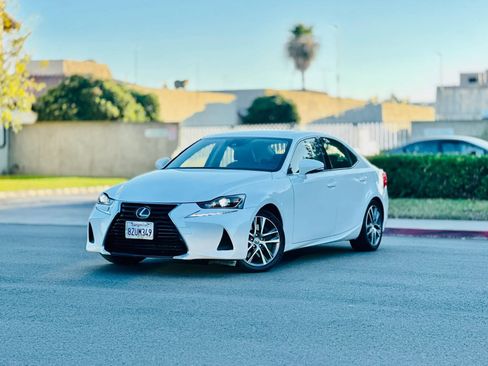 Used 2019 Lexus IS 300 w/ Accessory Package RWD image 1