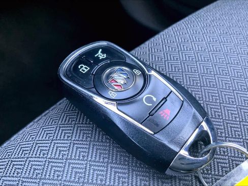 Used 2021 Buick Encore GX Select w/ Sport Touring Package image 15