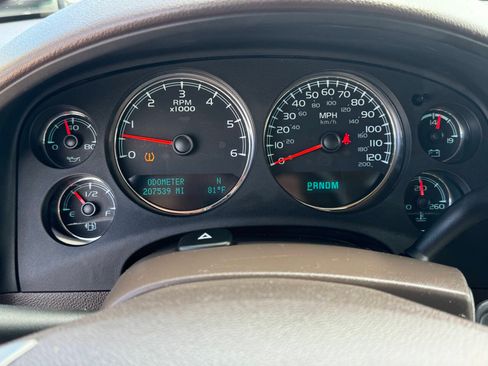 Used 2014 GMC Yukon XL Denali AWD/4WD image 19