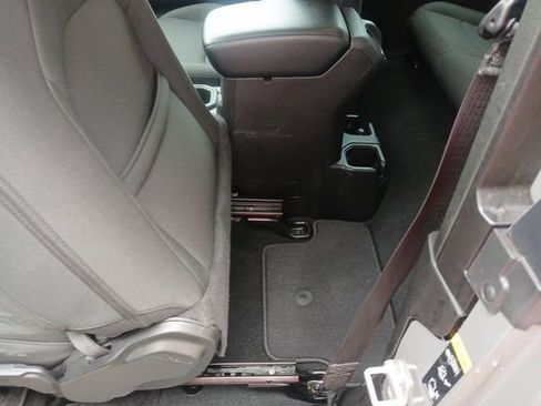 Used 2023 Jeep Wrangler Sport image 15