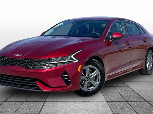 Used 2023 Kia K5 LXS image 1