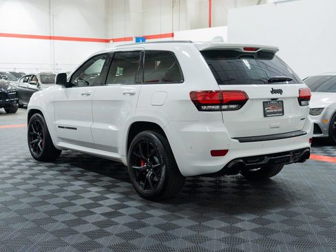 Used 2019 Jeep Grand Cherokee SRT AWD/4WD image 4