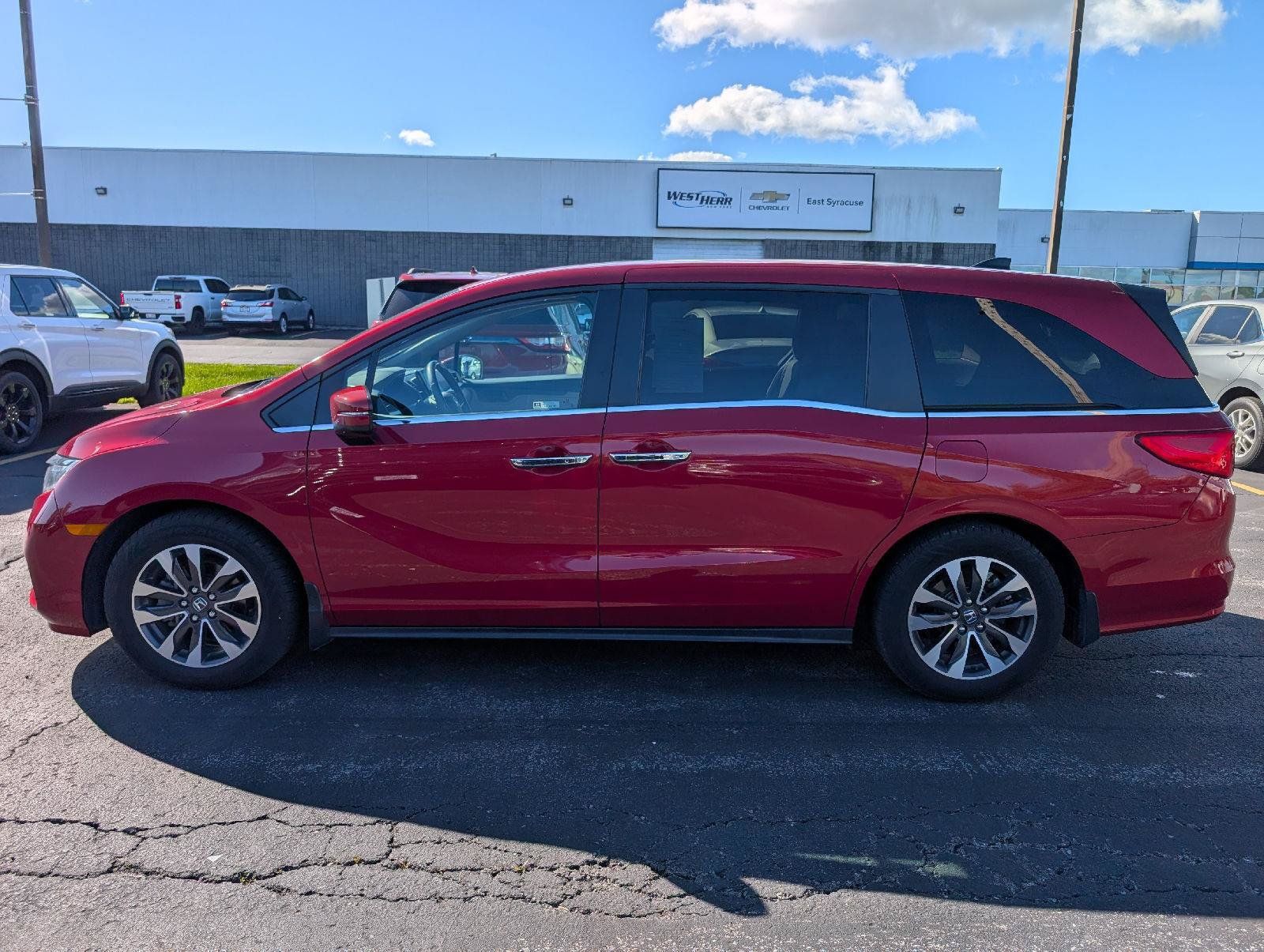 Used 2022 Honda Odyssey EX-L image 8