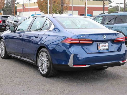 Used 2024 BMW 540i xDrive 540i xDrive w/ Premium Package image 8