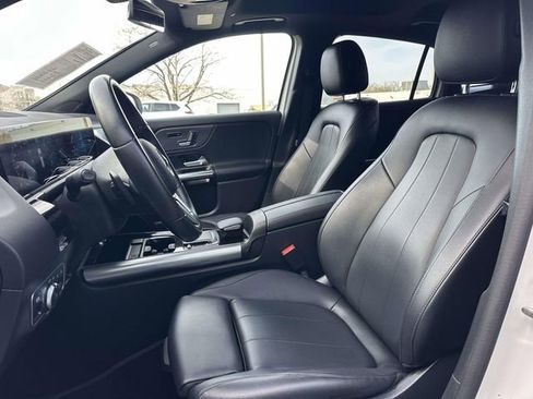 Used 2022 Mercedes-Benz GLA 250 4MATIC w/ Premium Package Lite image 14