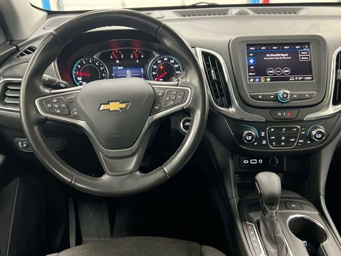 Used 2022 Chevrolet Equinox LT image 19