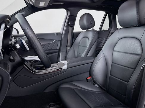 Certified 2022 Mercedes-Benz GLC 300 image 16