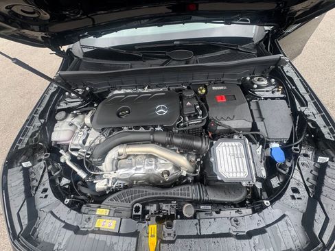 New 2026 Mercedes-Benz GLB 250 4MATIC image 23