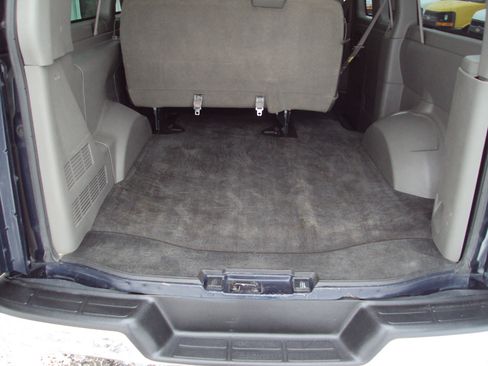 Used 2013 Chevrolet Express 1500 LT w/ LT Preferred Equipment Group image 8