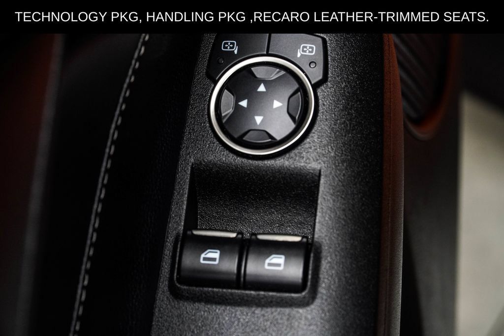 Used 2021 Ford Mustang Shelby GT500 w/ Technology Package RWD image 43