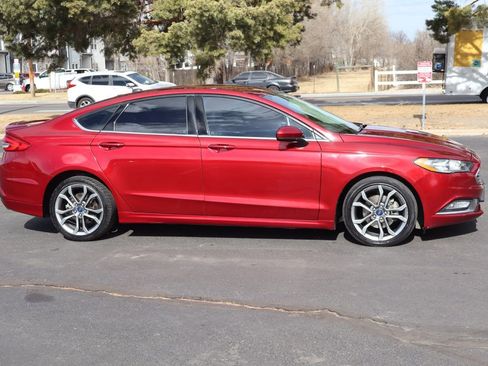 Used 2017 Ford Fusion SE w/ Equipment Group 201A image 3