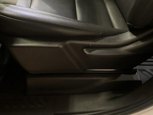 Used 2024 Chevrolet Silverado 1500 W/T AWD/4WD image 14