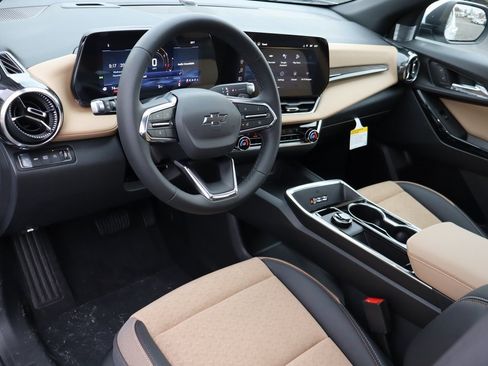 New 2026 Chevrolet Equinox ACTIV image 5