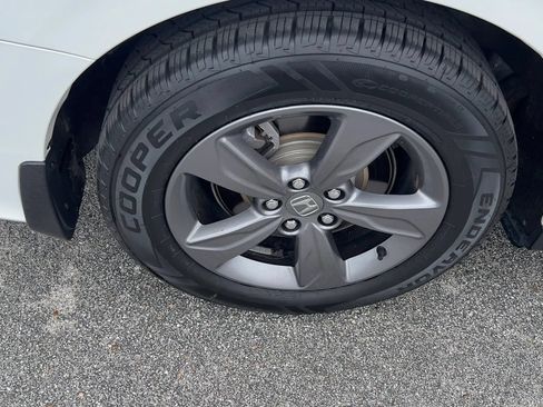 Used 2021 Honda Odyssey EX image 7