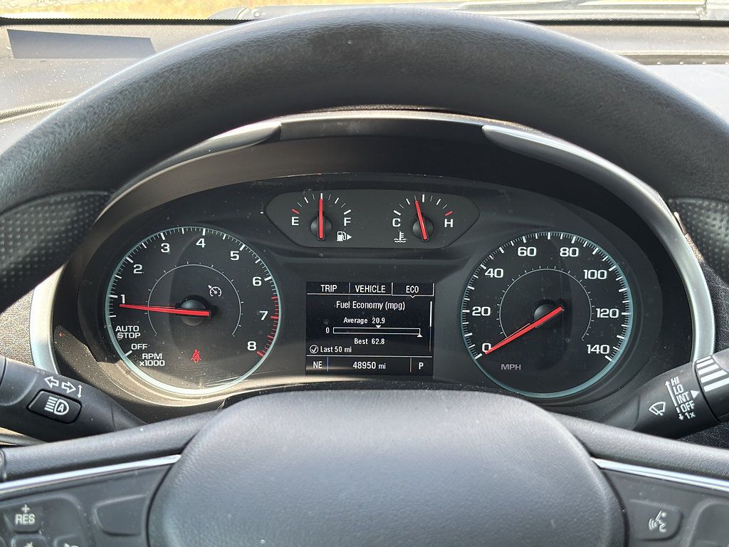 Used 2025 Chevrolet Malibu LT FWD image 25