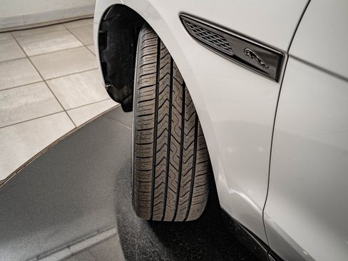 Used 2023 Jaguar F-PACE S image 42