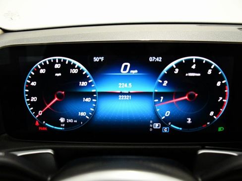 Certified 2022 Mercedes-Benz GLB 250 4MATIC image 12