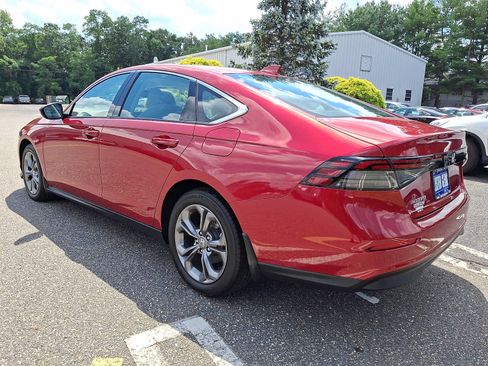 Certified 2024 Honda Accord EX image 4