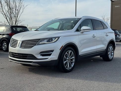 Used 2017 Lincoln MKC Select w/ Select Plus Package image 8