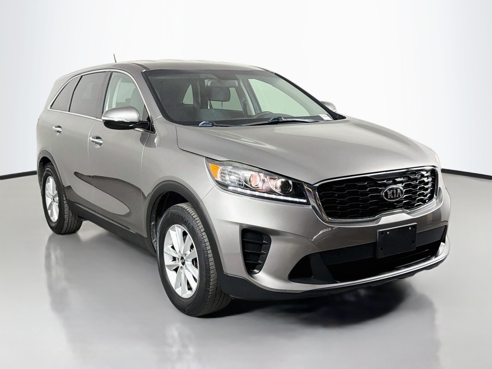 Used 2019 Kia Sorento FWD image 3