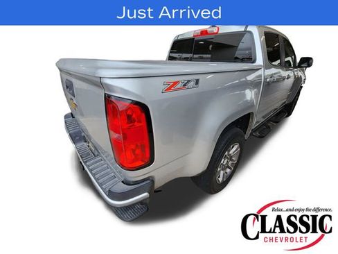 Used 2016 Chevrolet Colorado Z71 AWD/4WD image 6