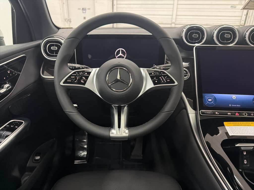Used 2026 Mercedes-Benz GLC 300 4MATIC image 20