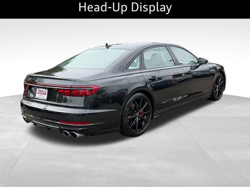 Used 2023 Audi S8 w/ S8 Comfort Plus Package AWD/4WD image 9
