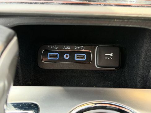 Used 2021 Jeep Grand Cherokee Laredo AWD/4WD image 24